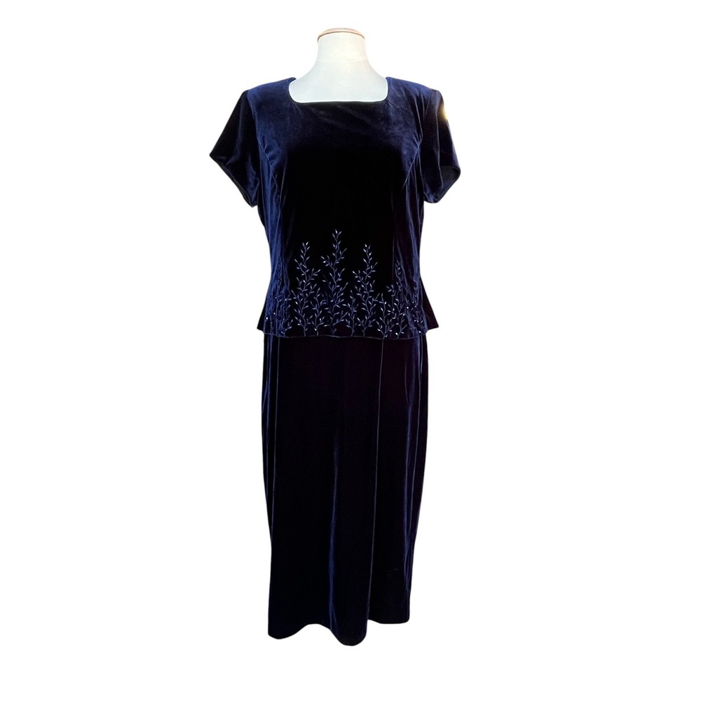 Jessica Howard Navy Blue Velvet Embroider Square Neck Dress Size 16 Event Formal